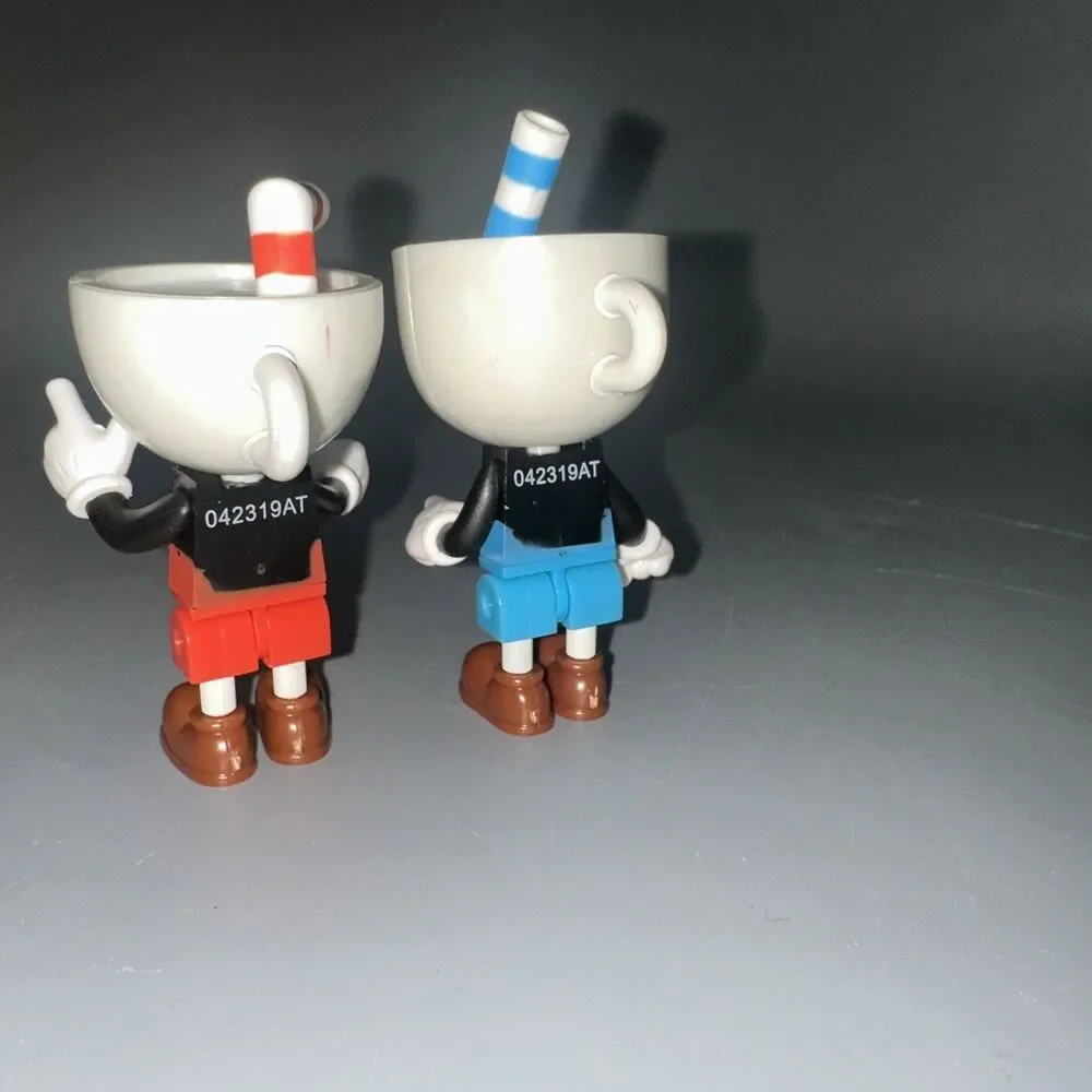 McFarlane Toys Cuphead/Mugman Buildable Figure from Chaotic Casino Construction